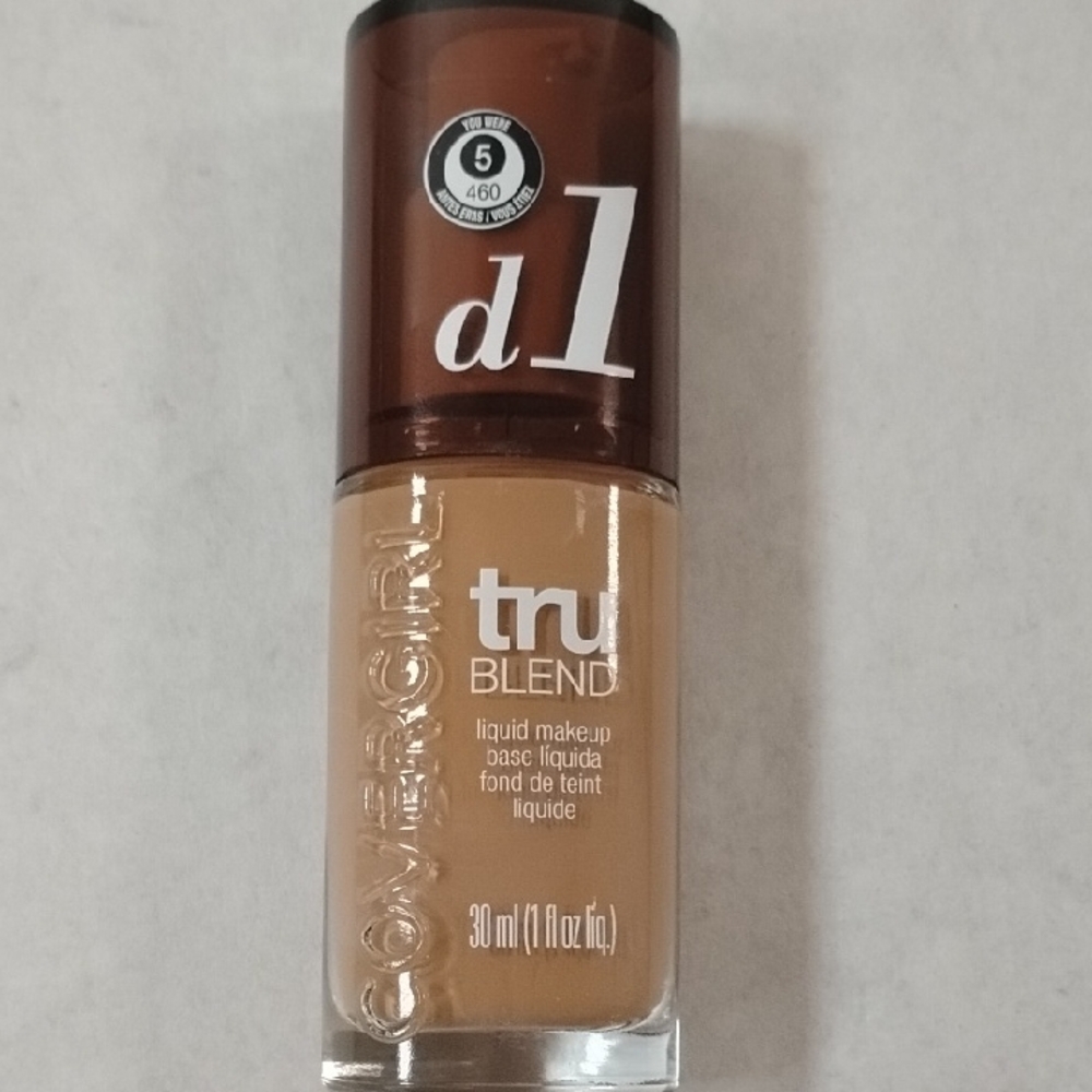 Cowergirl TruBlend Liquid Foundation - Creamy Beige d 1 NEW Tan Finish Smooth